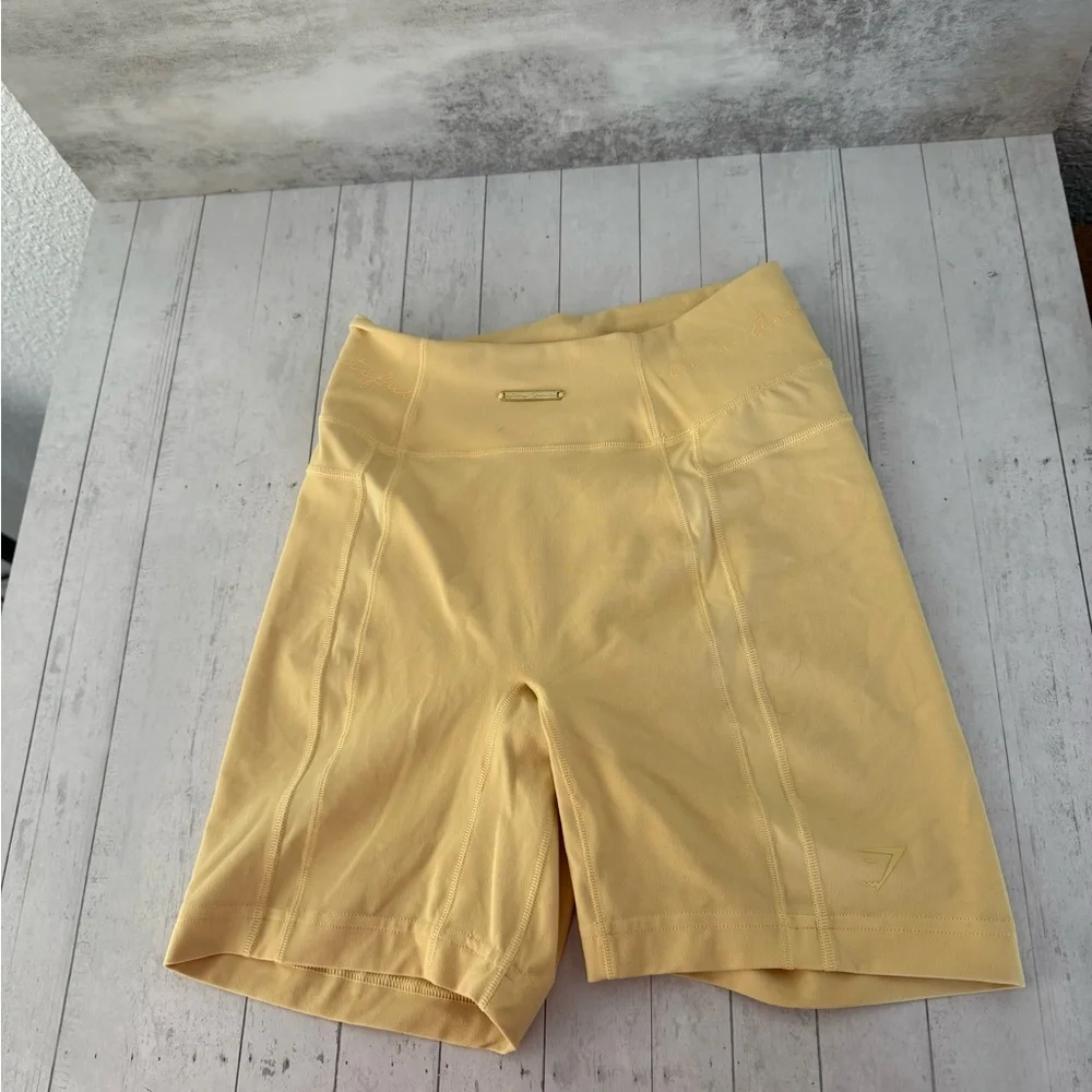 gymshark x whitney simmons yellow mesh shorts - Picture 3 of 4